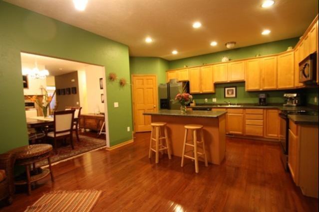 5230 Sassafras Dr - Photo 2 of 2