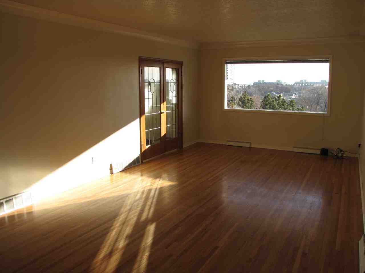 824 824th Rd - Photo 3 of 10