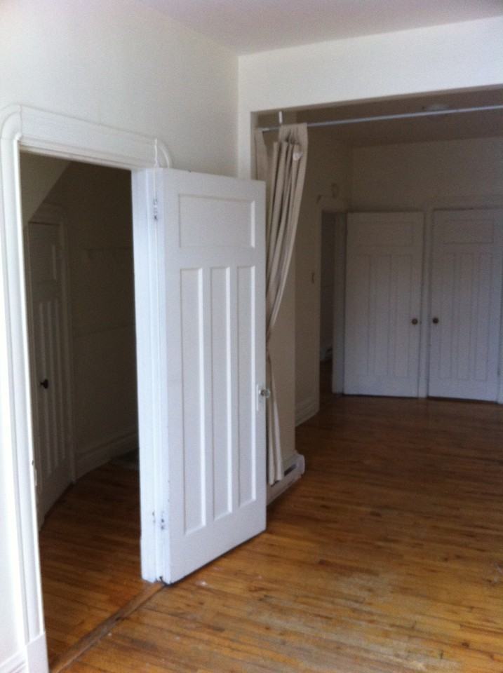 5769 Rue Boyer - Photo 2 of 6