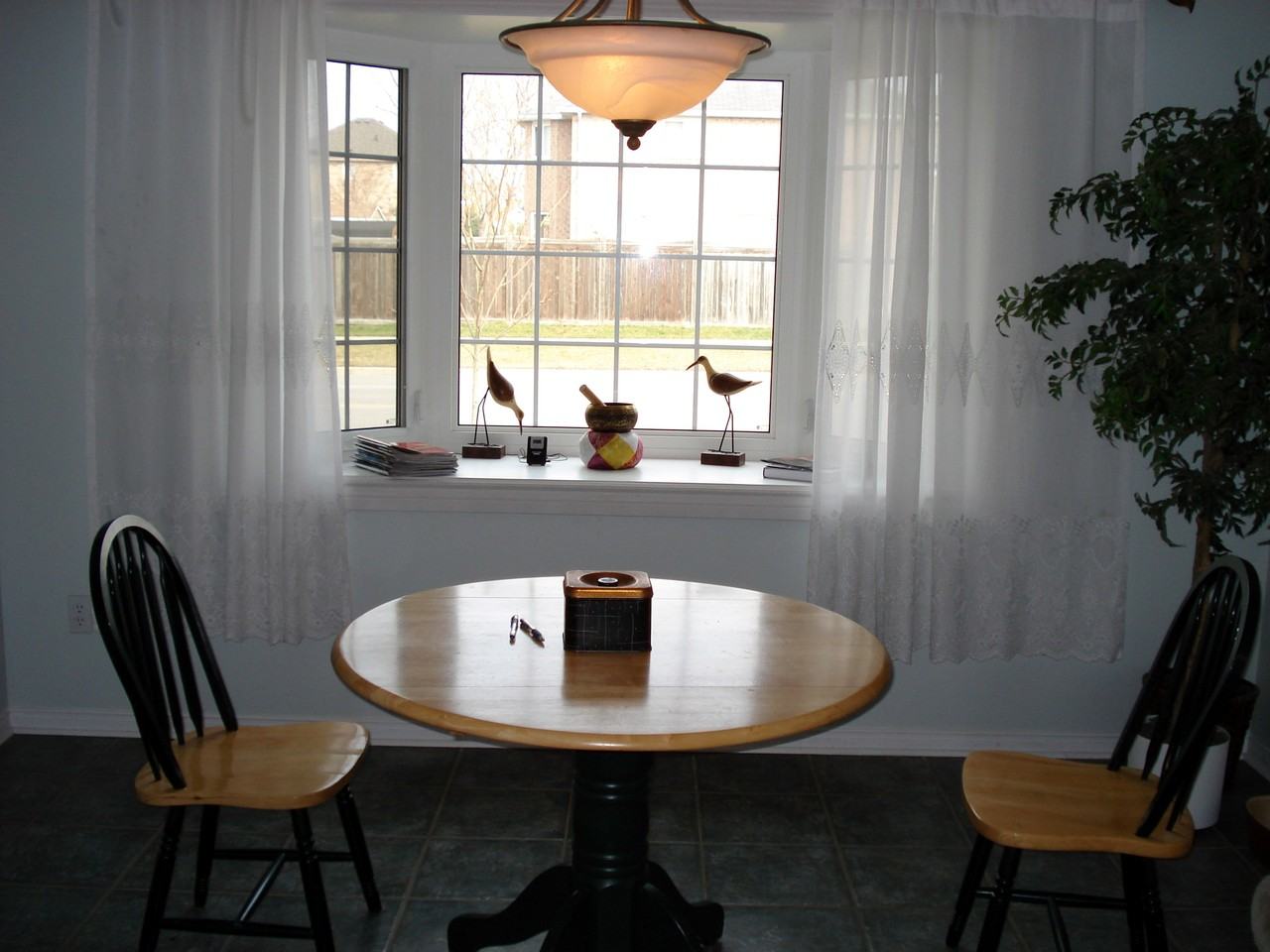 185 Hurst Dr - Photo 2 of 4