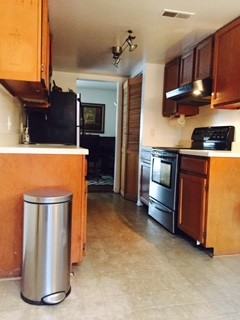 4144 Parkwood Ct - Photo 2 of 9