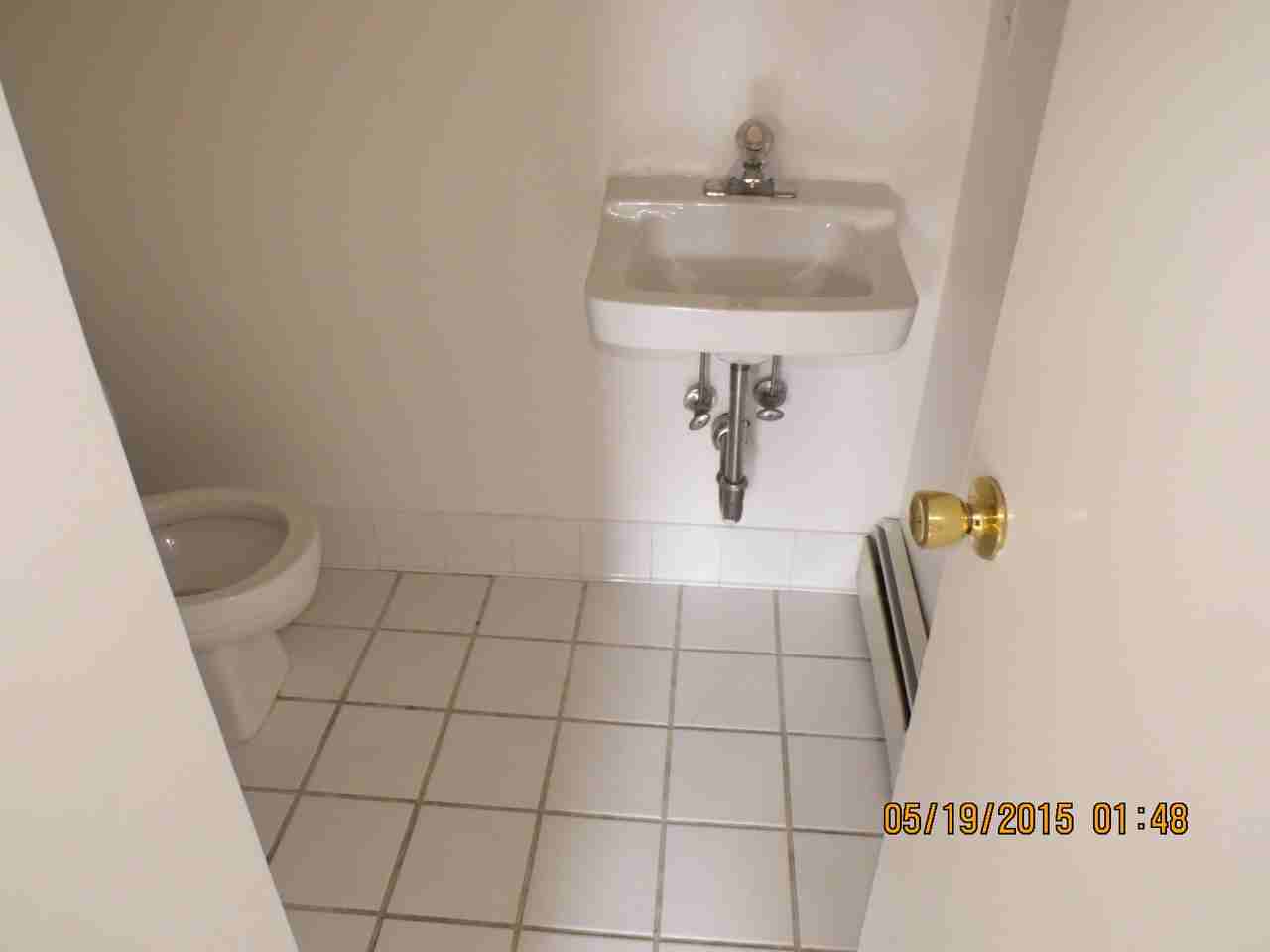 128 Grove St - Photo 2 of 8