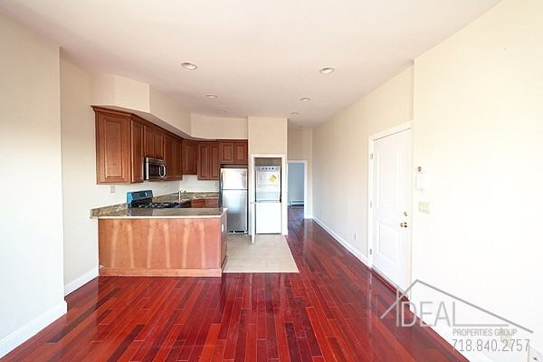 606 N Henry St 3 - Photo 2 of 6