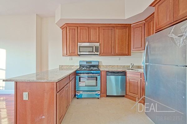 606 N Henry St 3 - Photo 3 of 6