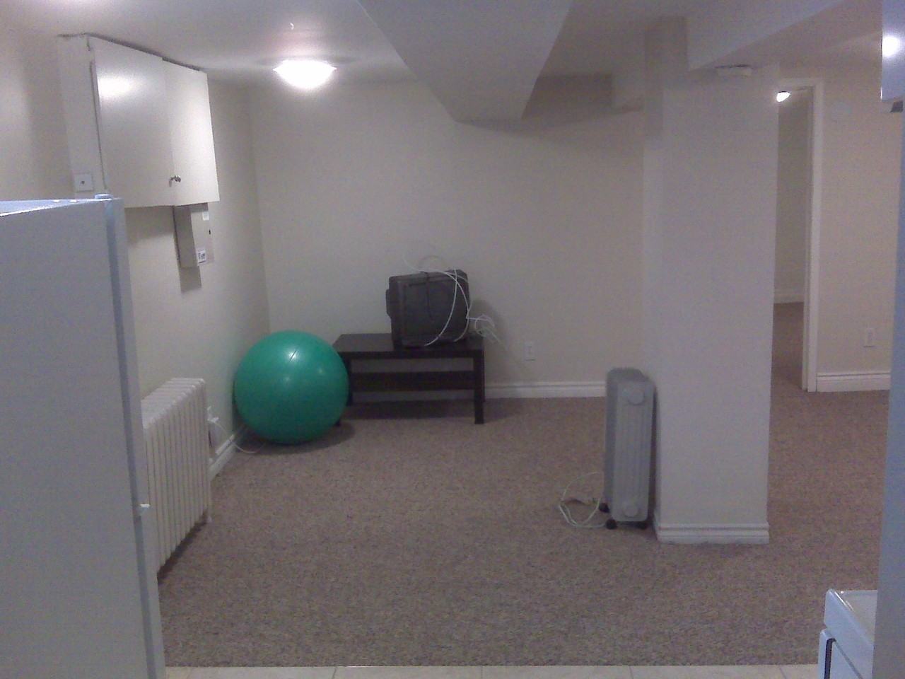 15 Manor Rd E - Photo 2 of 5