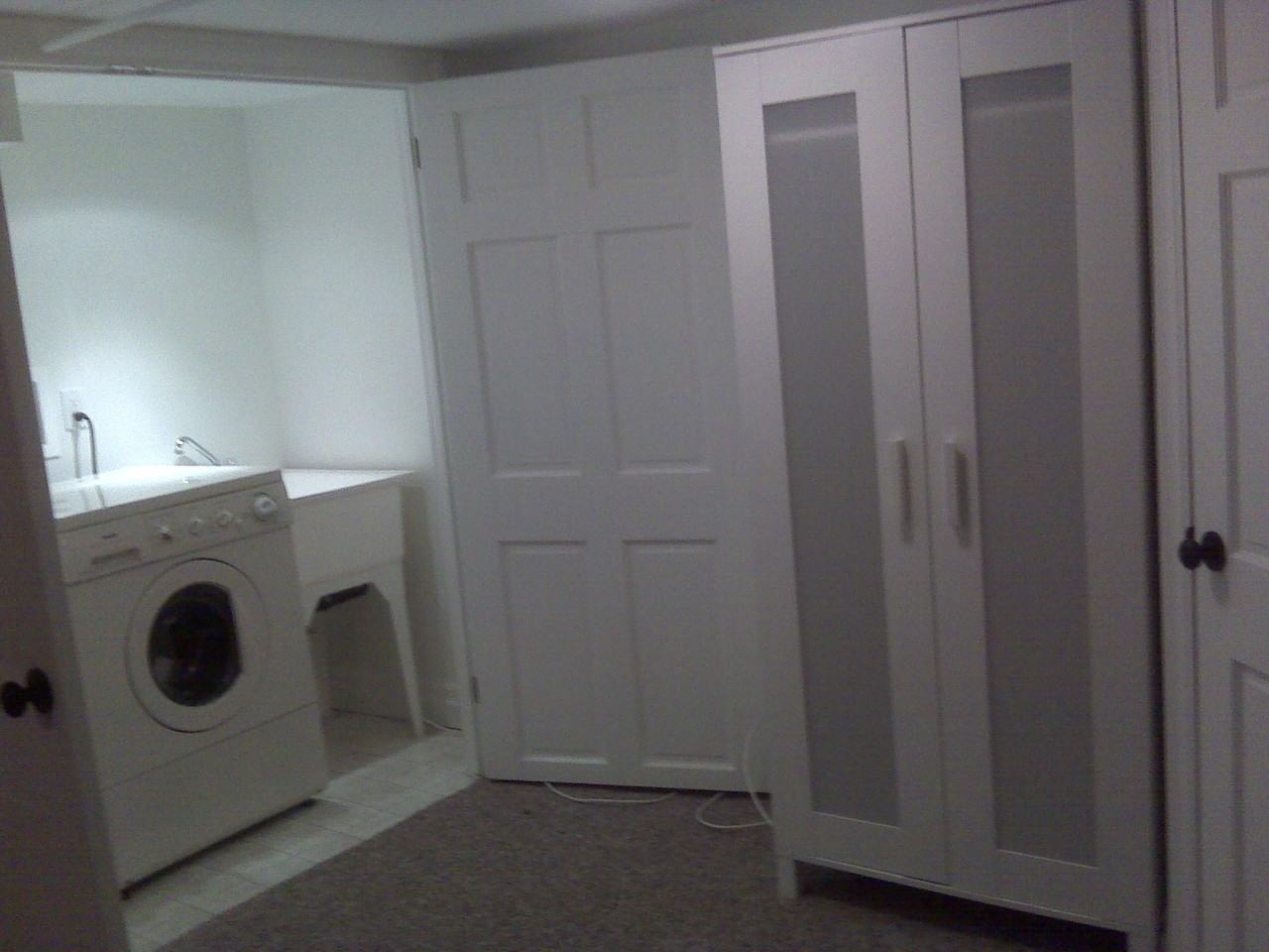 15 Manor Rd E - Photo 3 of 5