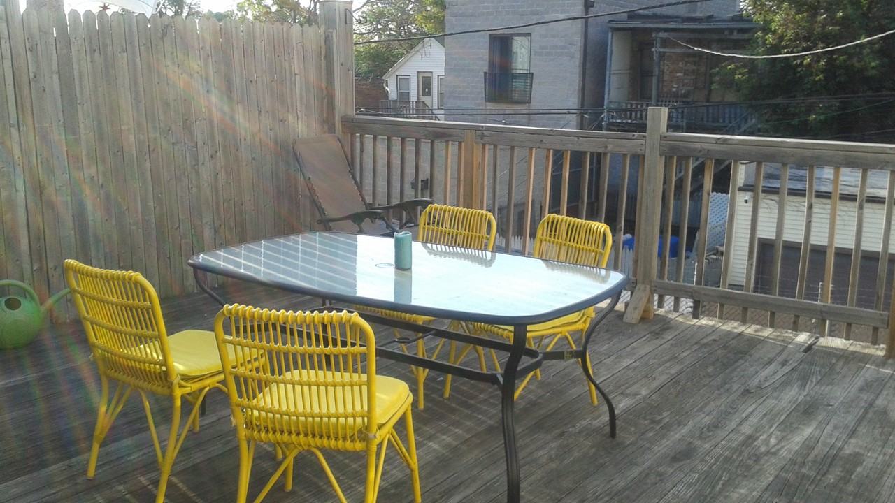 2032 W Grand Ave #2 - Photo 2 of 16