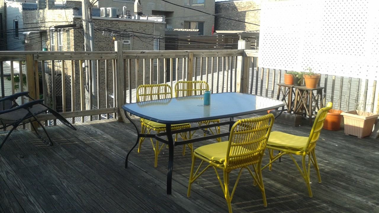 2032 W Grand Ave #2 - Photo 3 of 16