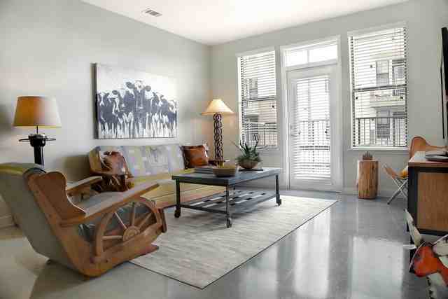 4445 S Lamar Blvd #C287 - Photo 2 of 4