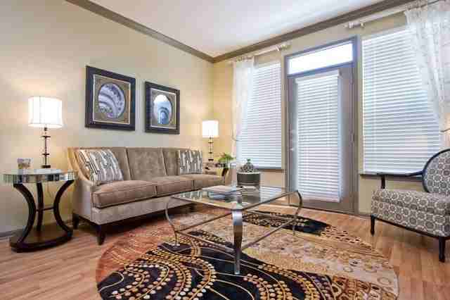 1907 Red River St #I315 - Photo 2 of 3