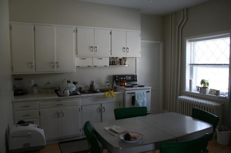 1201 1 St - Photo 3 of 3