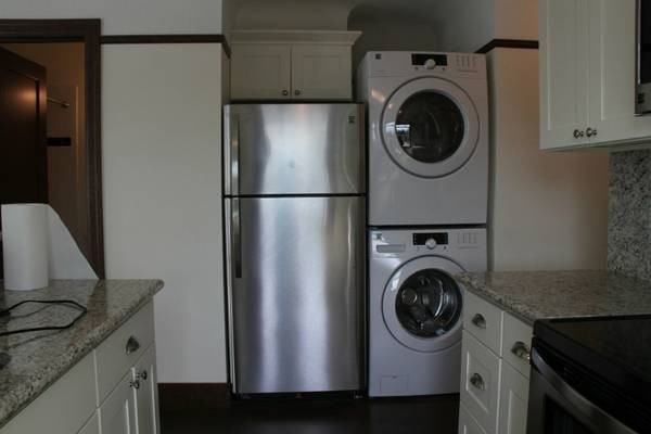 6710 Greenwood Ave - Photo 2 of 4