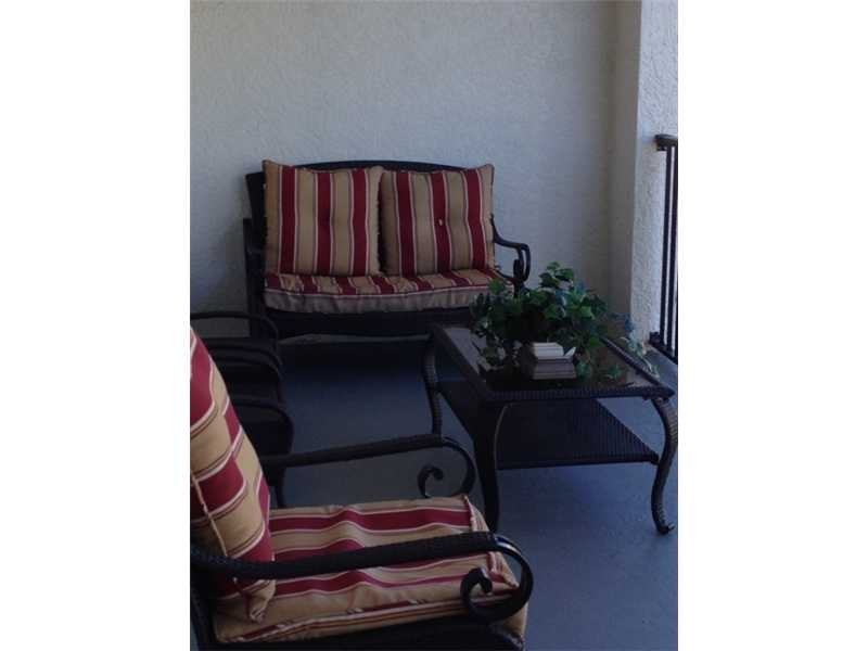 17145 N Bay Rd #4607 - Photo 3 of 15