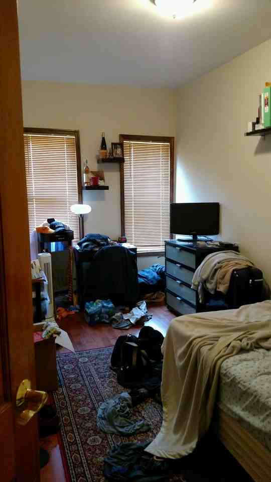 53-38 37th St - Photo 3 of 6