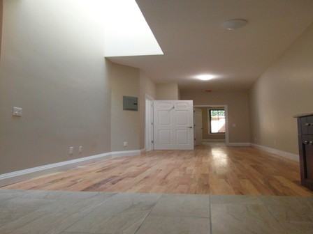 67 Hancock St - Photo 2 of 5