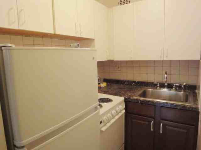 313 W 55th St #2 - Photo 2 of 4