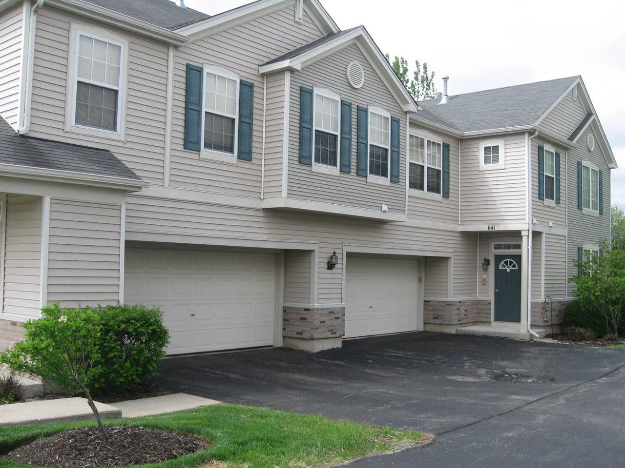 641 Bridle Ct - Photo 2 of 21