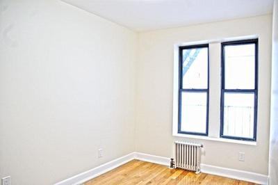 238 Union Ave - Photo 3 of 4