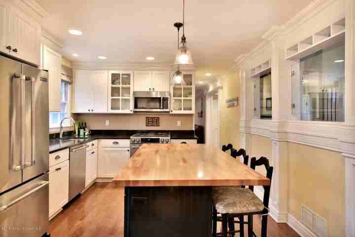 20 Brookside Ln - Photo 2 of 4