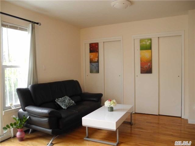 84-48 Dana Ct - Photo 3 of 4