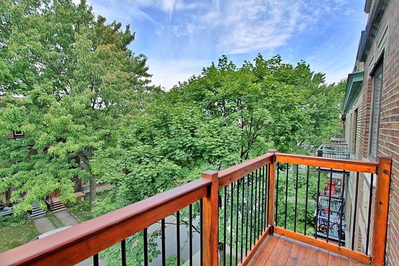 1576 Avenue Ducharme - Photo 3 of 10