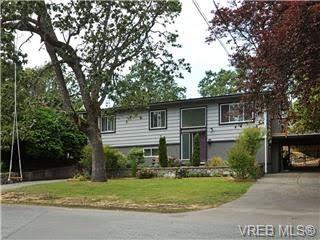 994 Ridgeway St - Photo 2 of 5