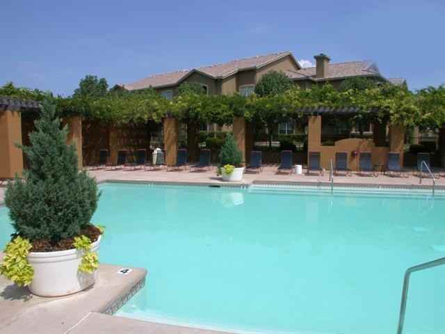 7575 Frankford Rd - Photo 2 of 4