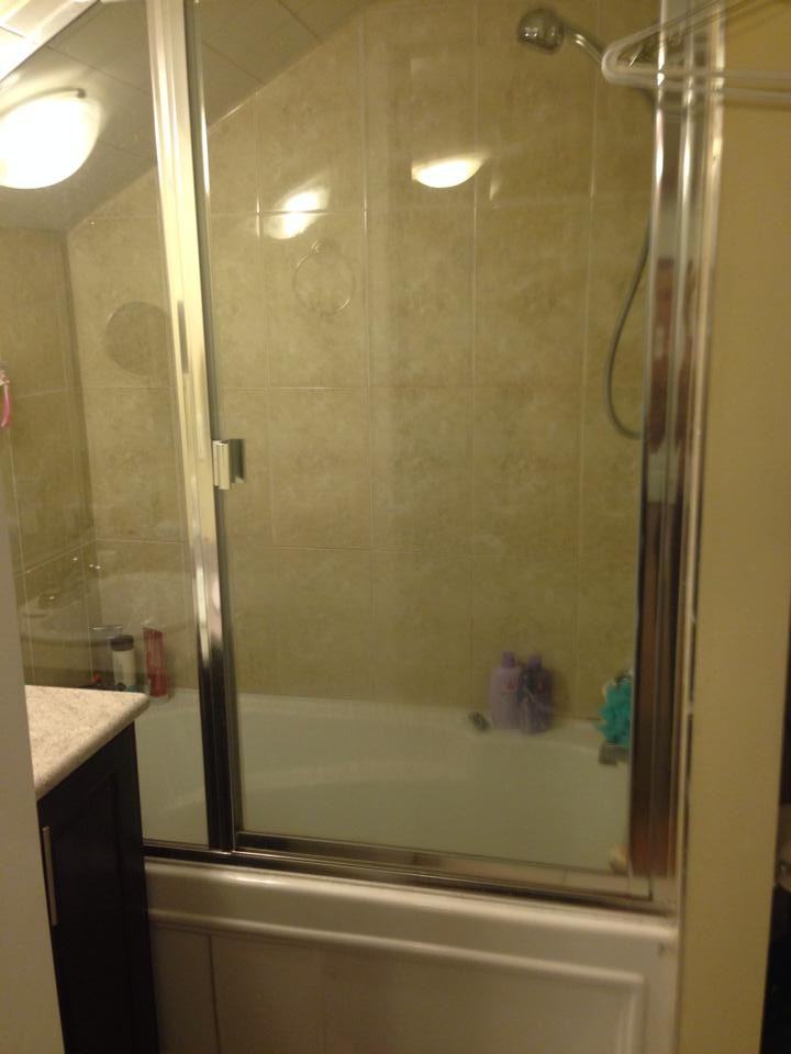 Killarney St, Vancouver, BC V5R 3W2 2 Bedroom Apartment for Rent