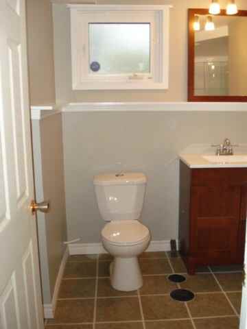 4 Laurentian Dr - Photo 2 of 9