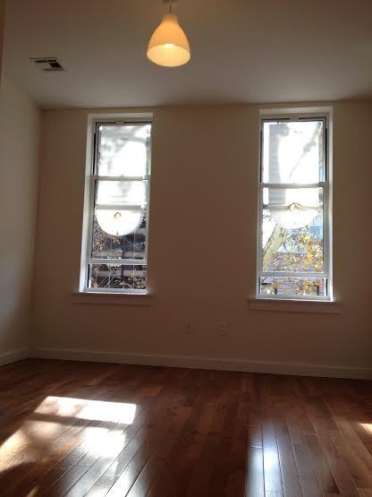 143 N 8th St - Photo 3 of 5