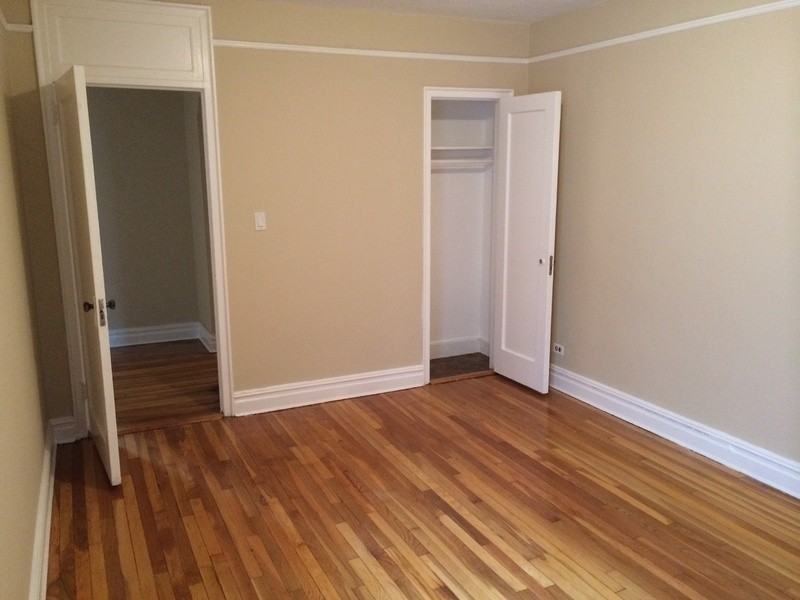 4415 34th Ave - Photo 3 of 4