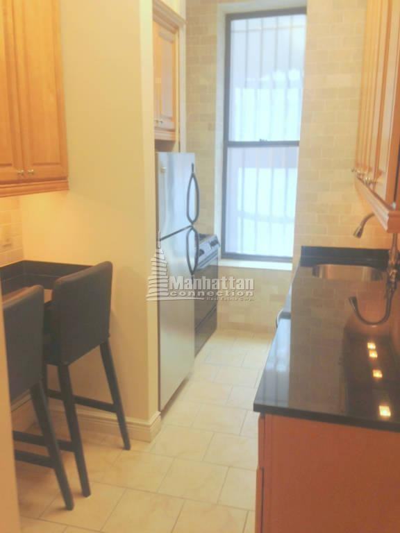 601 E 151st St 15 - Photo 2 of 6