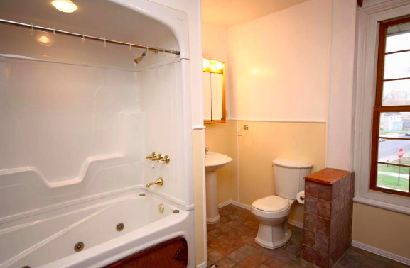 36 Sydenham St - Photo 2 of 4