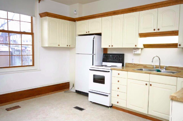 36 Sydenham St - Photo 3 of 4