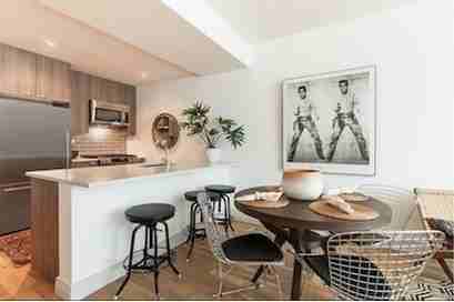 53 Broadway - Photo 2 of 3