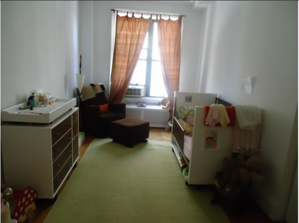 32 Beekman Place - Photo 2 of 4