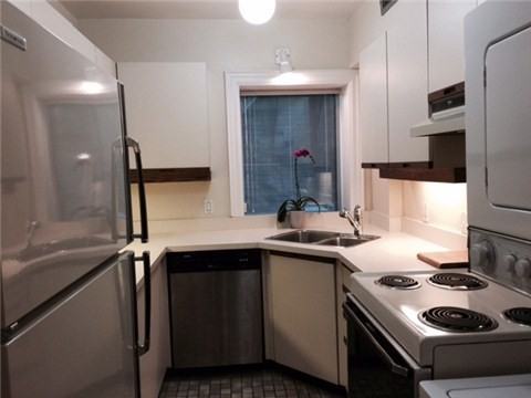 40 Hazelton Ave - Photo 2 of 3