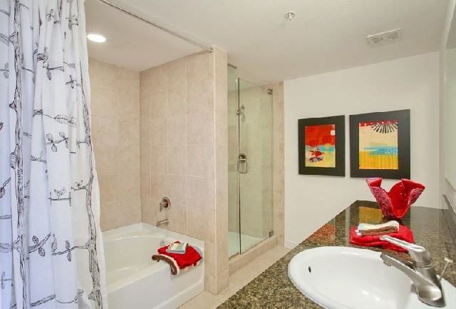 806 W 5th St #K103 - Photo 3 of 3