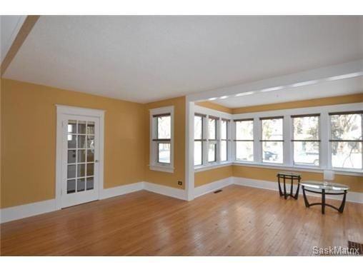 2625 Regina Ave - Photo 2 of 8