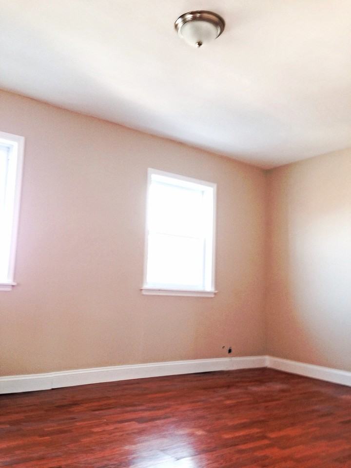 100-20 23rd Ave - Photo 2 of 6