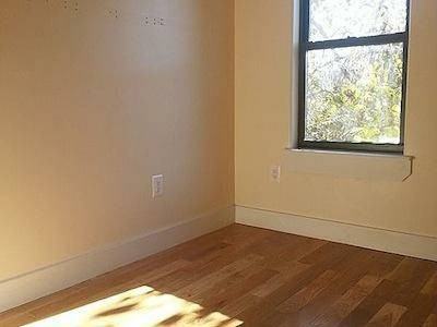 680 Park Pl #4L - Photo 2 of 4