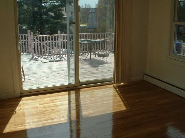 38 Willow St - Photo 3 of 8