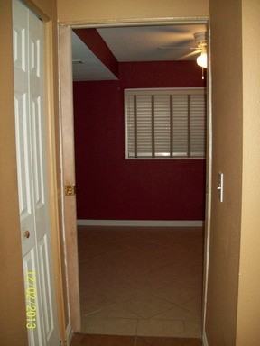615 Seawell Dr - Photo 2 of 34
