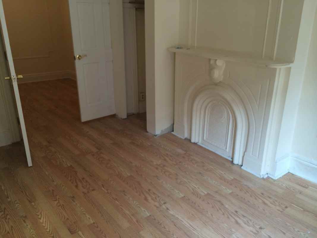 175 15th St #1D - Photo 2 of 4