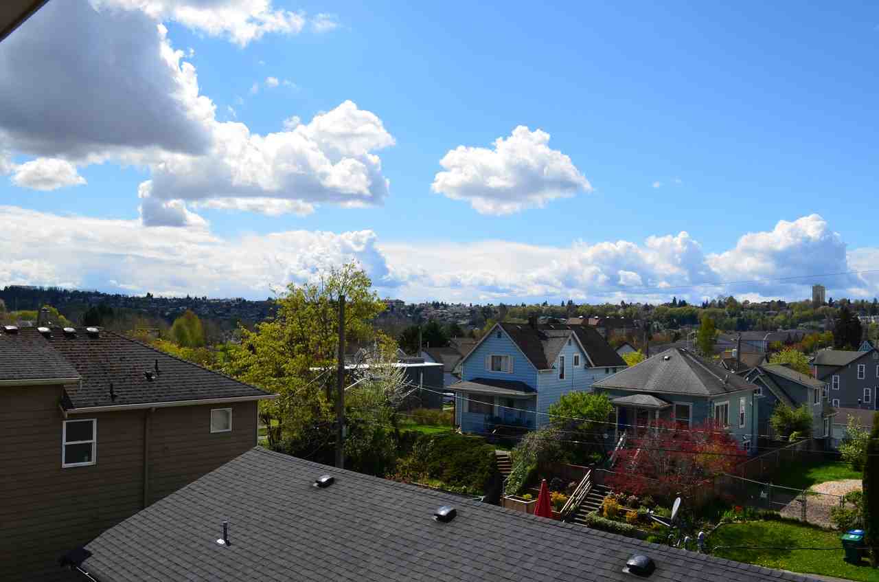 1310 29th Ave S #B - Photo 3 of 19