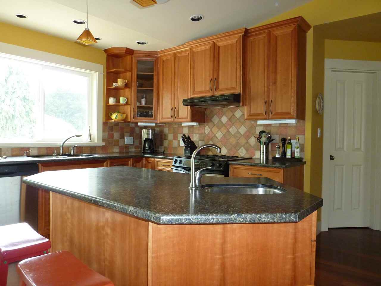 2368 Styan Rd - Photo 2 of 15