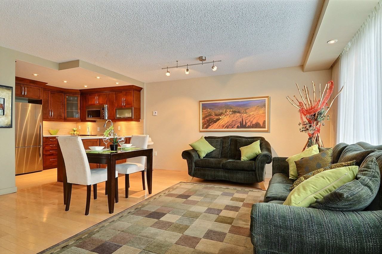 7 Boulevard Simard - Photo 3 of 12