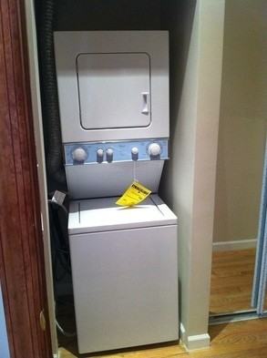 3094 5th Ave - Photo 3 of 5