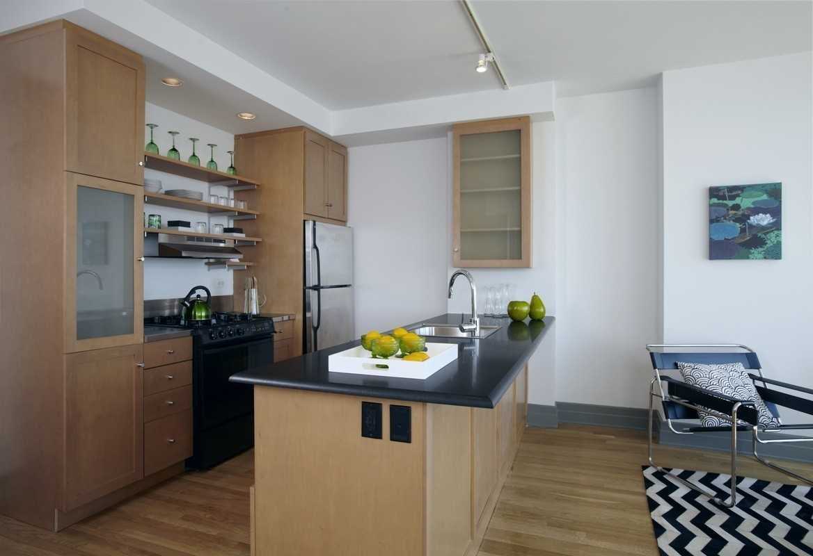 136 Court St #5F - Photo 2 of 4