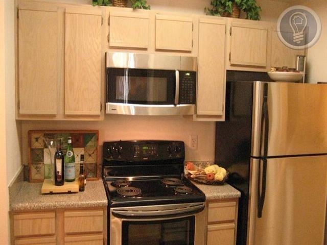 5824 Brodie Ln #B230 - Photo 3 of 7